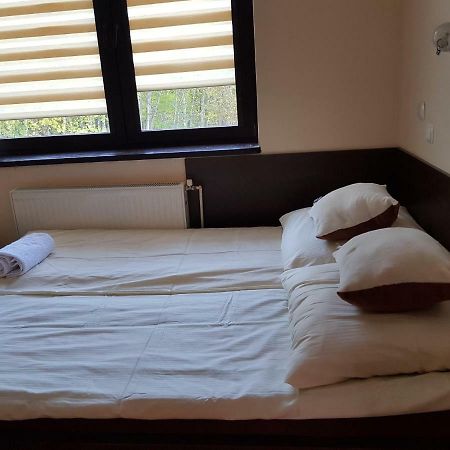 Pokoje Goscinne U Lidki Wladyslawowo Ngoại thất bức ảnh
